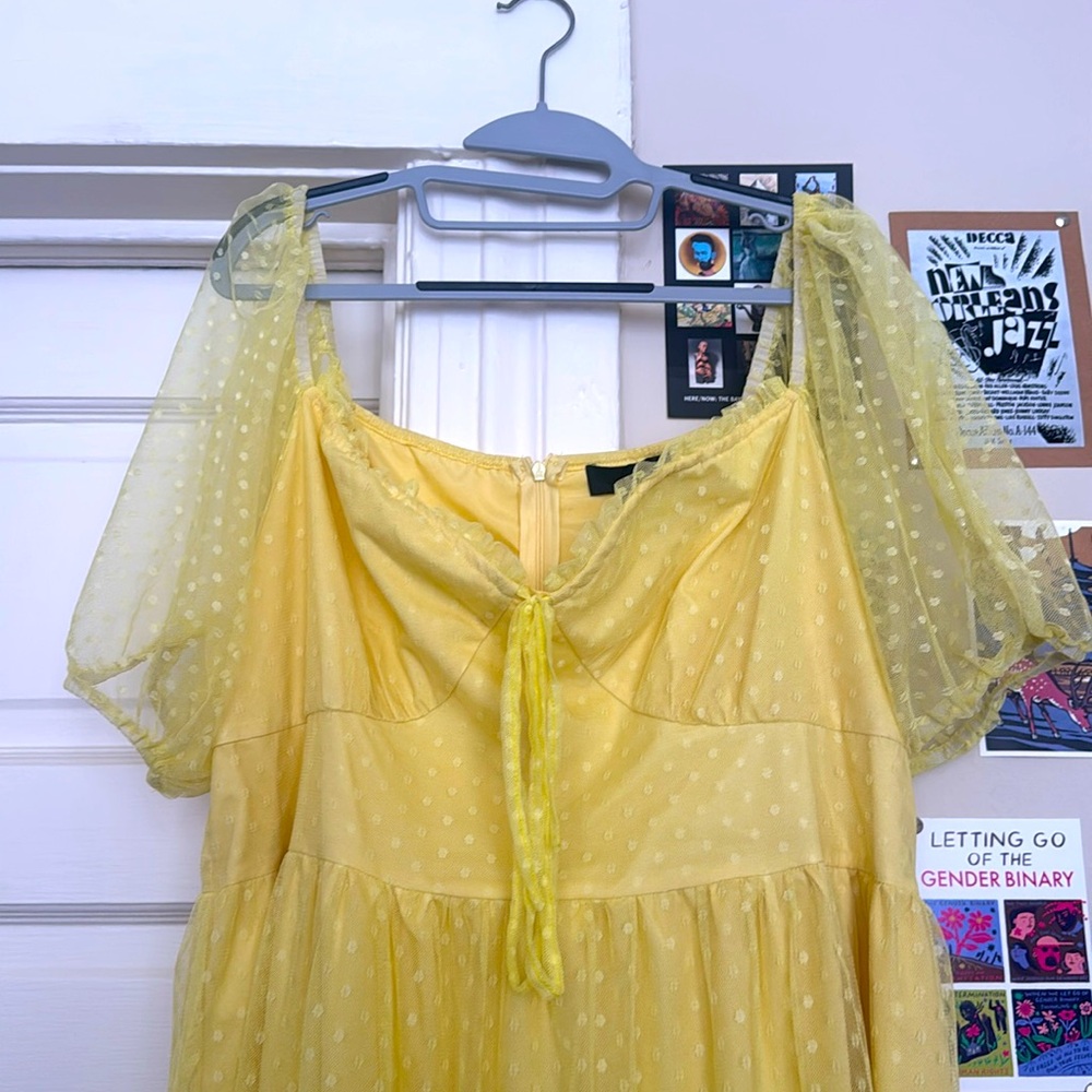 Floor length vintage yellow dress size 2X